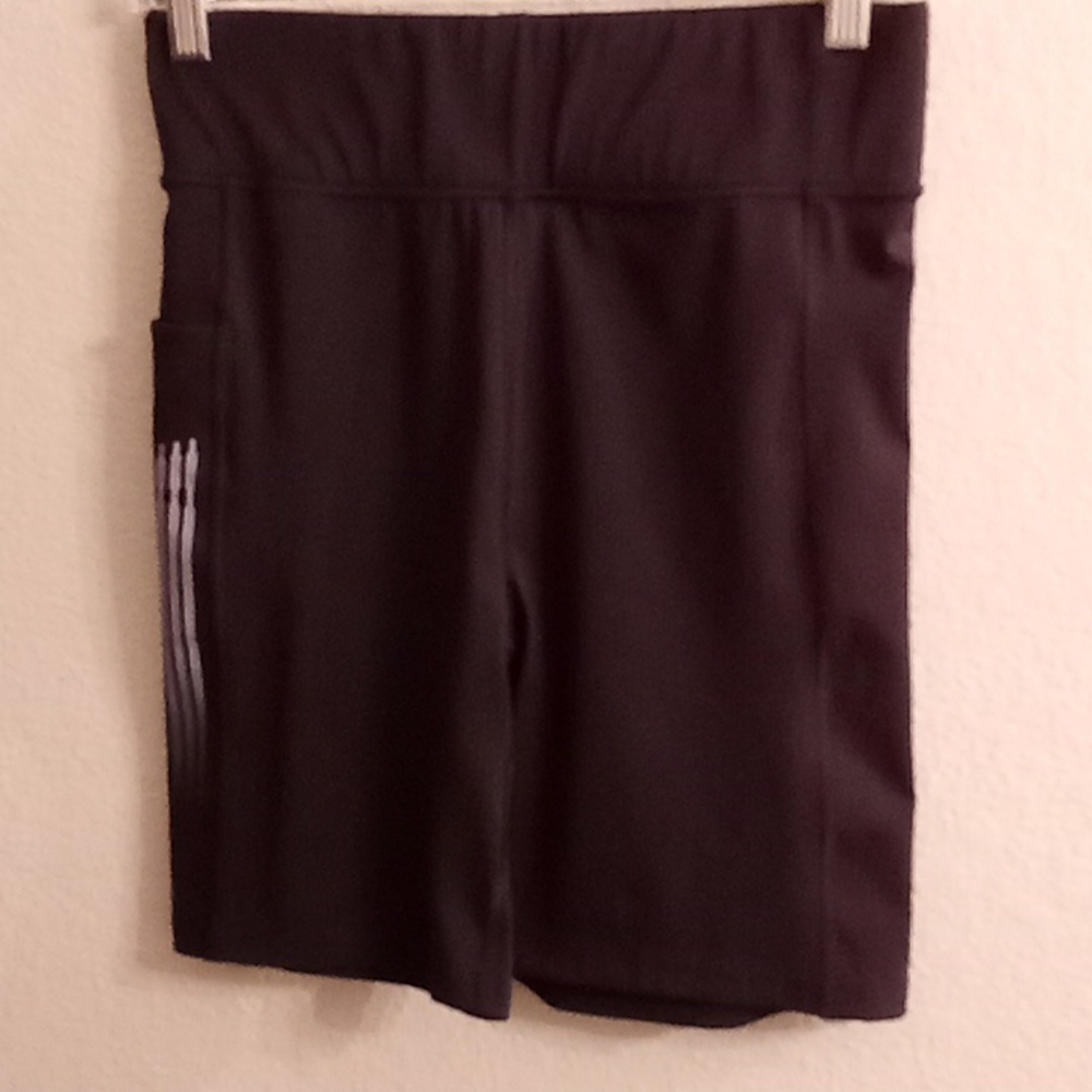 SAVAGE X FENTY Yoga Gym Jogging Size XL Black-Gray Active Wear Shorts B16 X